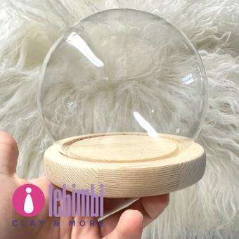 Campana di vetro con base in legno – 3D Hand Design